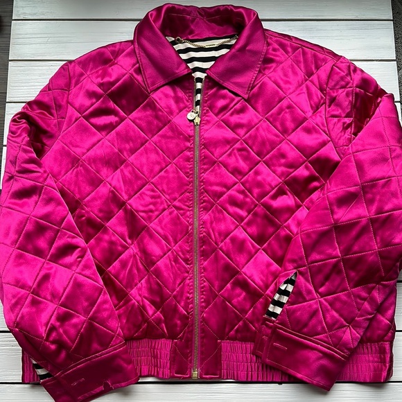St. John Sport Quilted Reversible 100% Silk Hot Pink Jcket Barbiecore size M - Picture 2 of 10